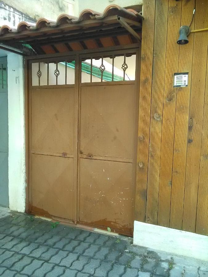 Vila Sula Guesthouse Durrës 外观 照片